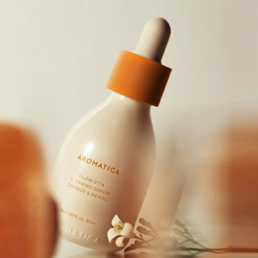 AROMATICA AROMATICA Glow Vita C Toning Serum Orange & Neroli 30ml - brightening - front bottle shot