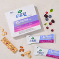 Selex Selex Protein Berry Oat Bar 2 Boxes (12 Pieces) - nourishing - front bottle shot