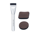 WAKEMAKE WAKEMAKE Spatula Wide Foundation Brush Pillow Puff Duo Set - daily care - front bottle shot