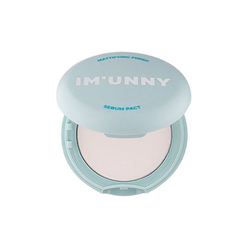 IM UNNY IM UNNY MATTIFYING FINISH SEBUM PACT 8.5g - hydrating - front bottle shot