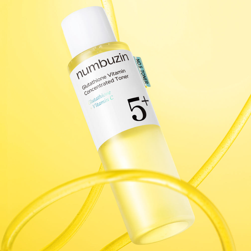 numbuzin numbuzin No. 5+ Vitamin Boosting Essential Toner 200ml - brightening - front bottle shot