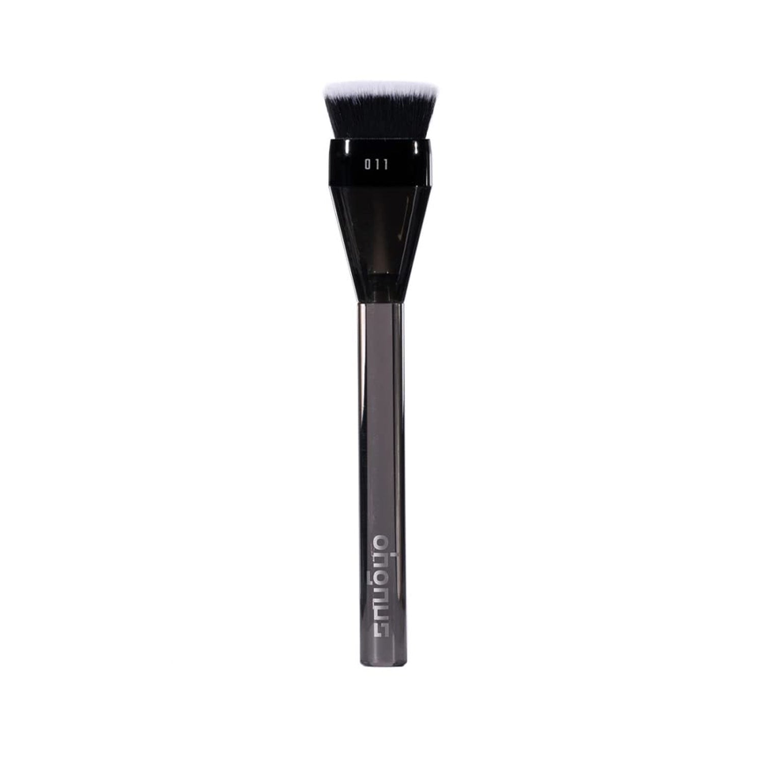 ohgnus ohgnus 011 Flat Foundation Brush - pore care - front bottle shot